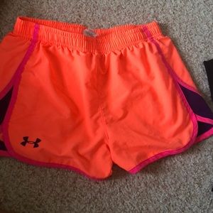 UA SHORTS